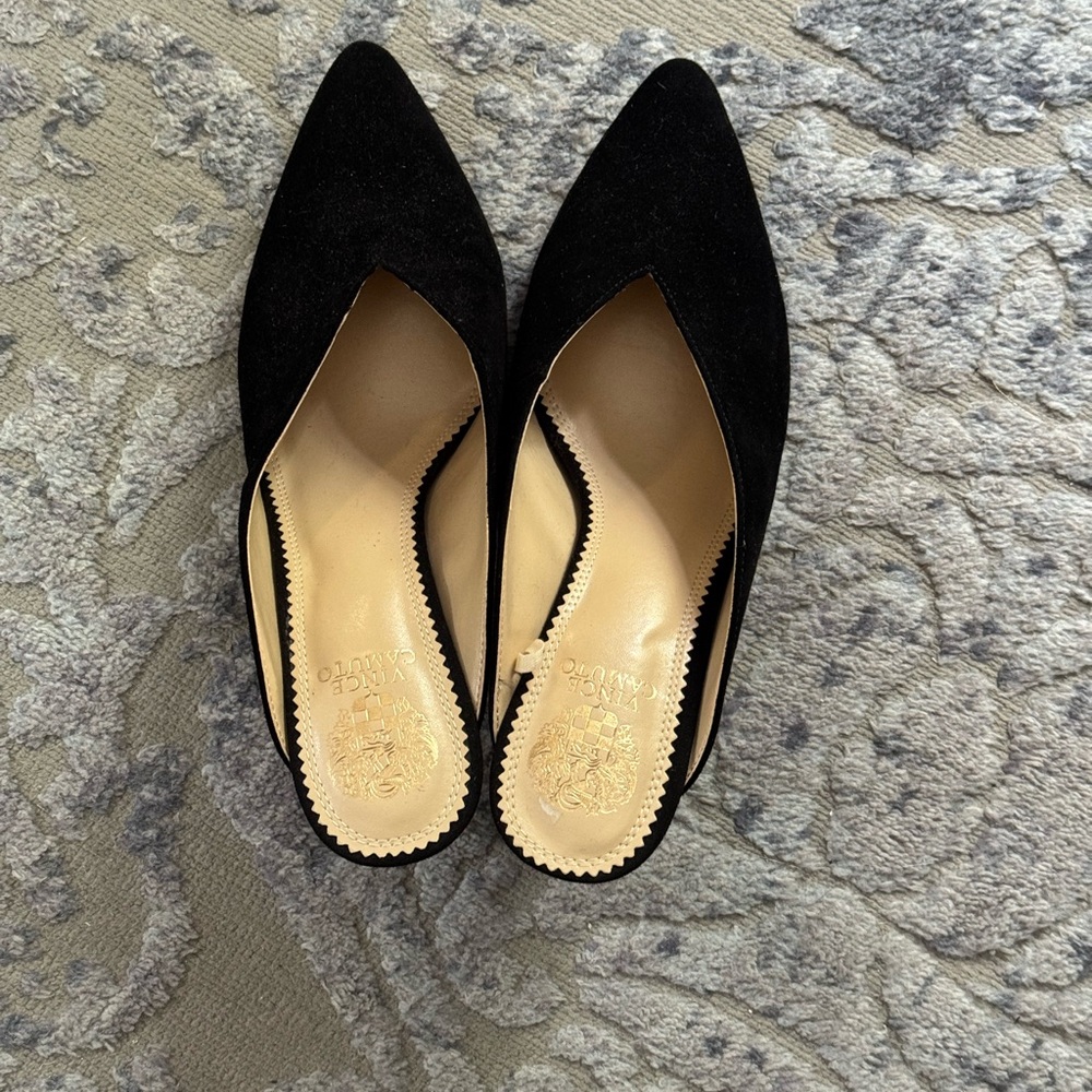 Elegant Black Women's Heels - Vince Camuto - Picture 4 of 8